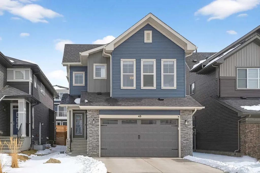 48 Carringvue Street NW Calgary AB T3P 1L7
