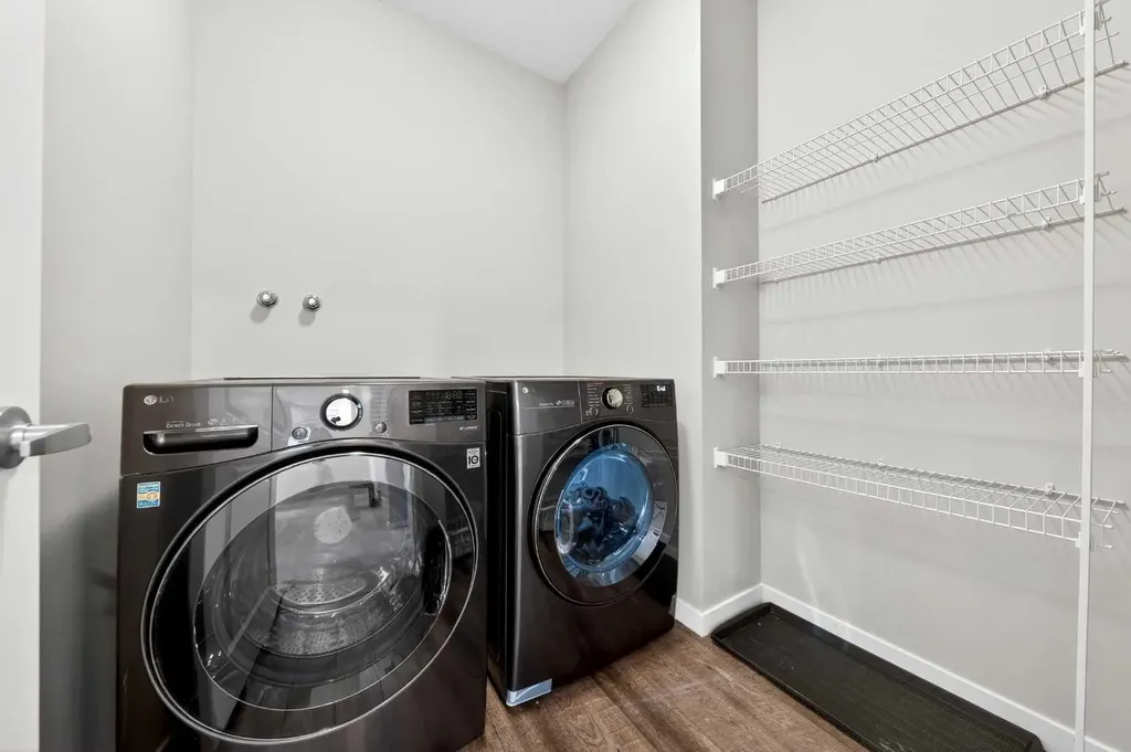 48 Carringvue Street NW Calgary AB T3P 1L7