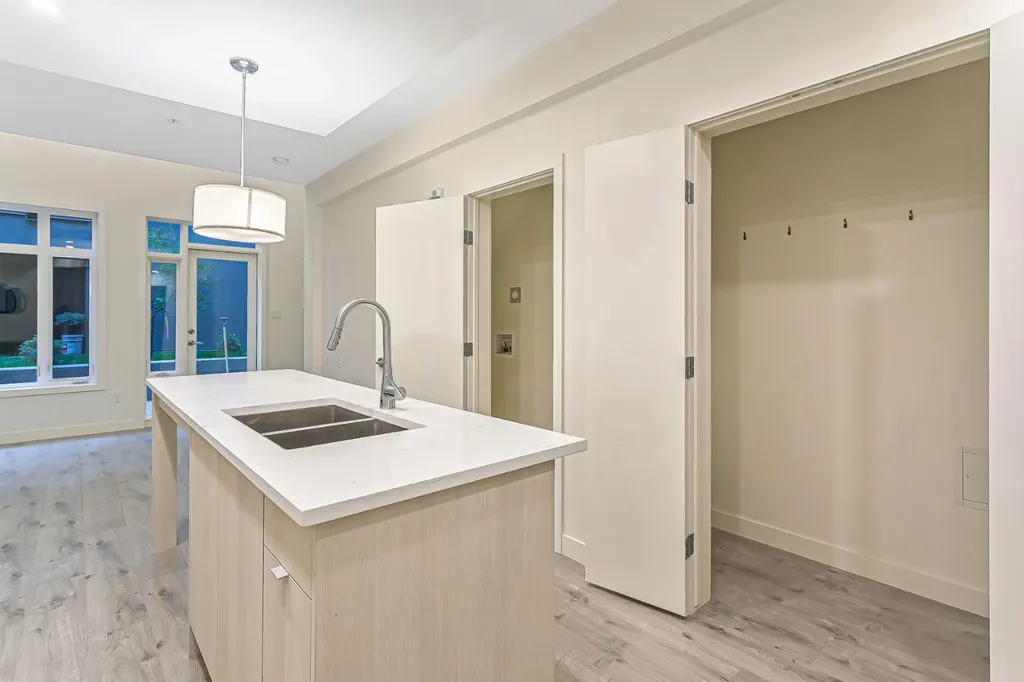 1510 30 Avenue SW Calgary AB T2T1P3
