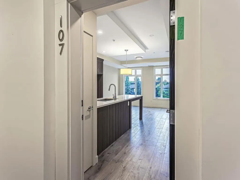 1510 30 Avenue SW Calgary AB T2T1P3