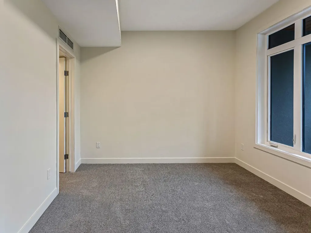 1510 30 Avenue SW Calgary AB T2T1P3