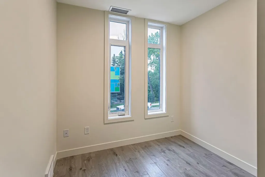 1510 30 Avenue SW Calgary AB T2T1P3