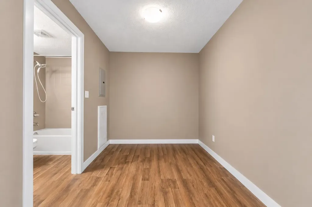 403 Mackenzie Way SW Airdrie AB T4B 3V7