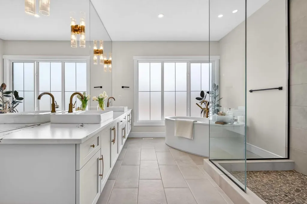 20320 29 Avenue NW Edmonton AB T6M 0W5
