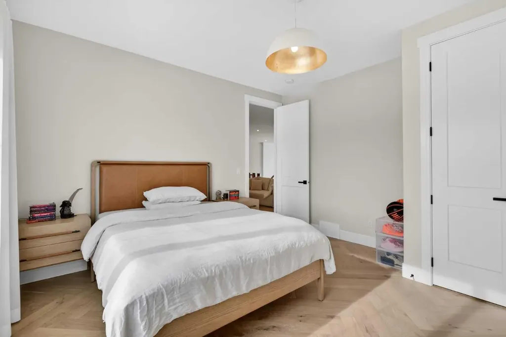 20320 29 Avenue NW Edmonton AB T6M 0W5
