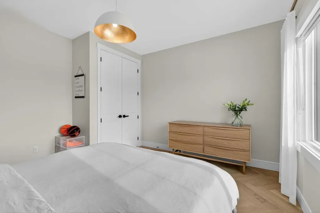 20320 29 Avenue NW Edmonton AB T6M 0W5