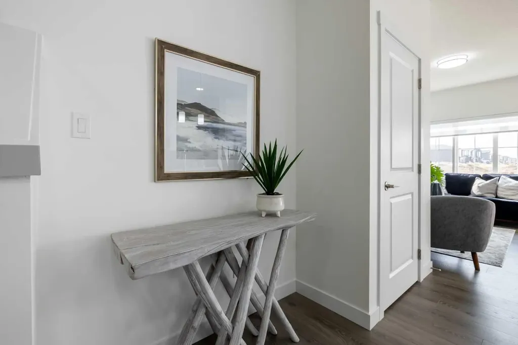 15 Heritage Point Cochrane AB T4C 0L3