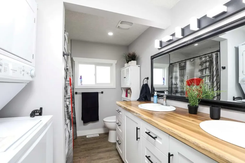 1410 43 Street S Lethbridge AB T1K 3S5