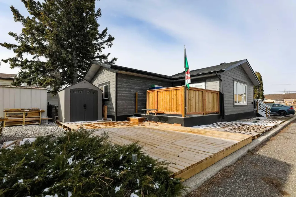 1410 43 Street S Lethbridge AB T1K 3S5