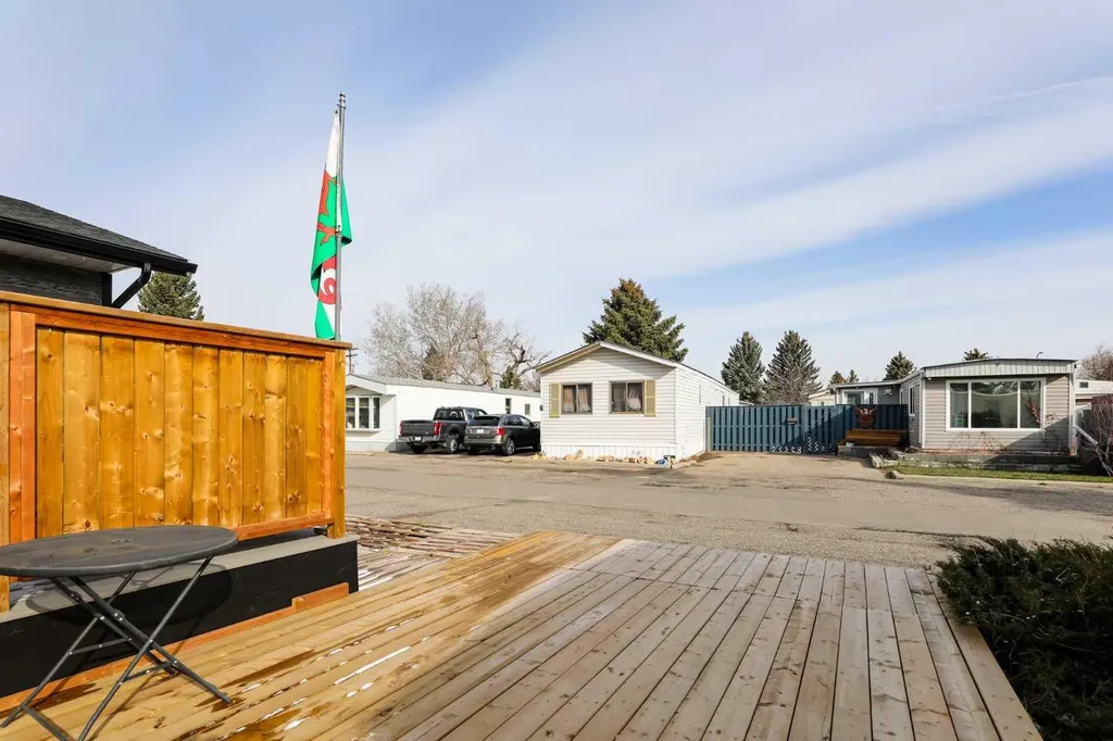 1410 43 Street S Lethbridge AB T1K 3S5