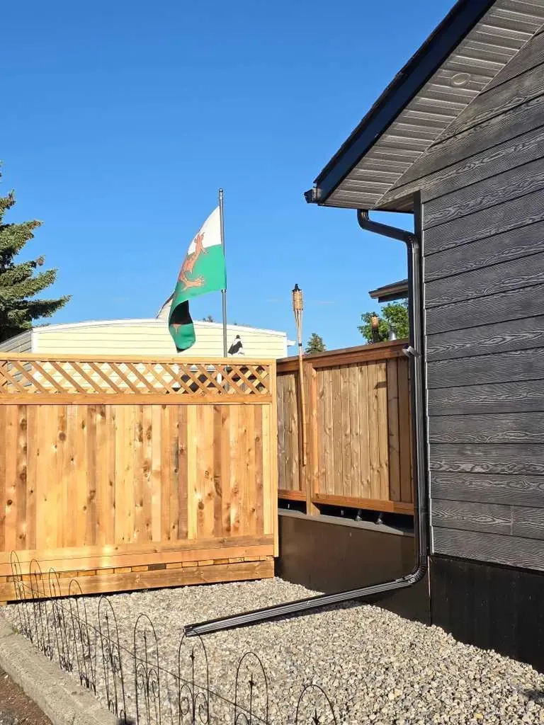 1410 43 Street S Lethbridge AB T1K 3S5