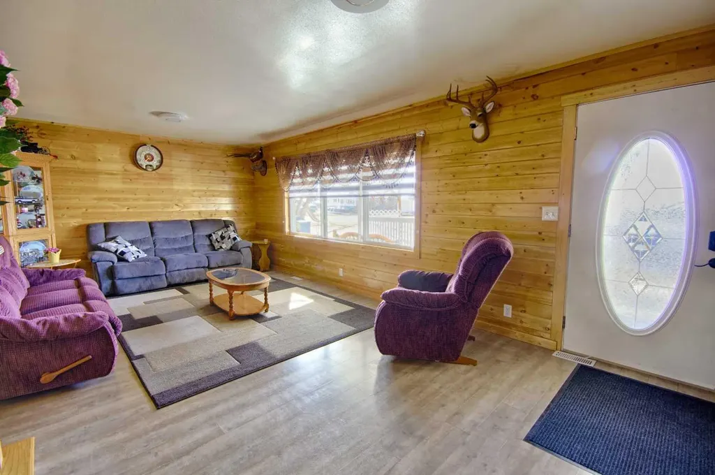 181043 Highway 550 Rural Newell County Of AB T0J 0B0