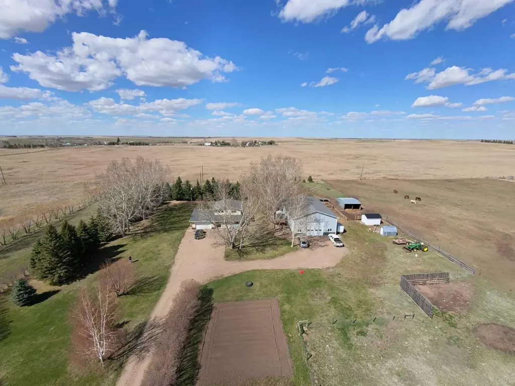 181043 Highway 550 Rural Newell County Of AB T0J 0B0