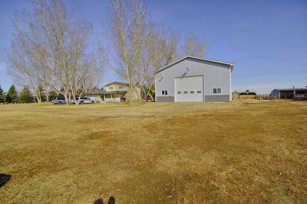 181043 Highway 550 Rural Newell County Of AB T0J 0B0
