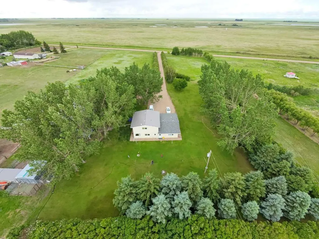 181043 Highway 550 Rural Newell County Of AB T0J 0B0