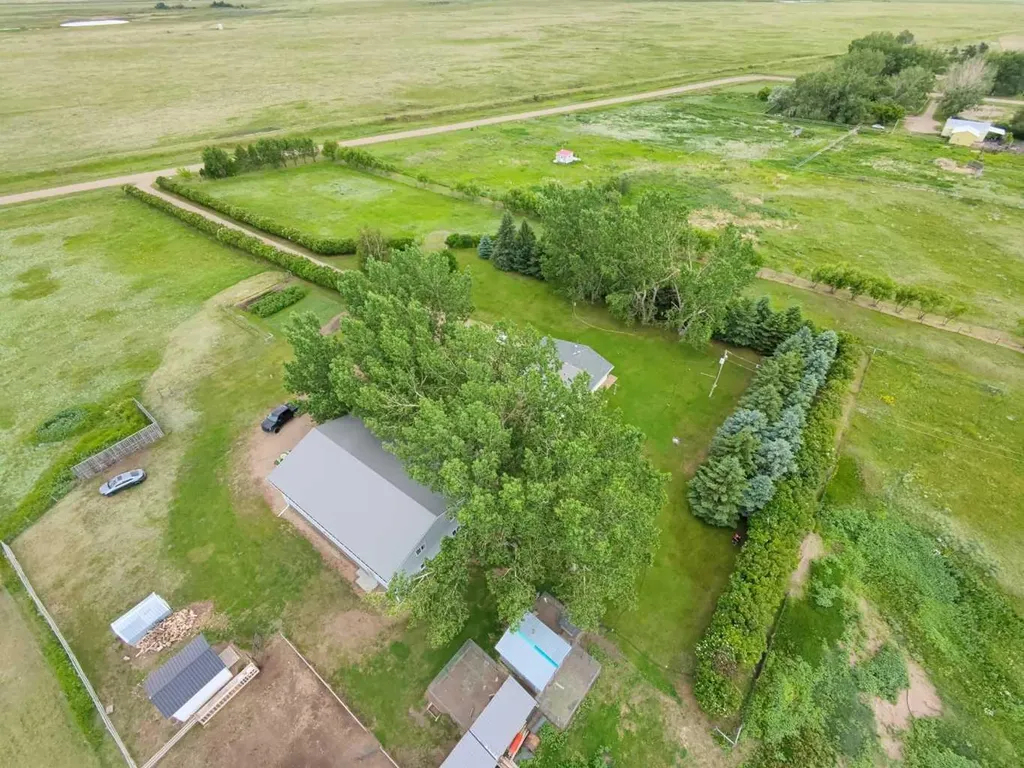 181043 Highway 550 Rural Newell County Of AB T0J 0B0