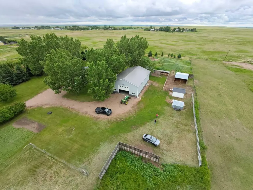 181043 Highway 550 Rural Newell County Of AB T0J 0B0