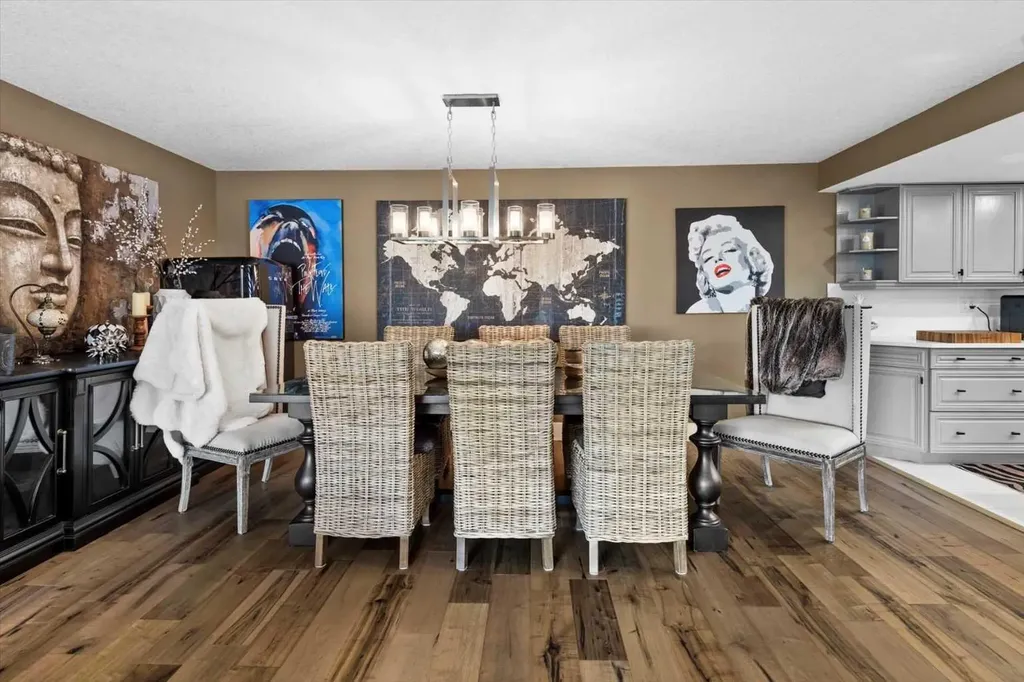 320 Meredith Road NE Calgary AB T2E 5A6