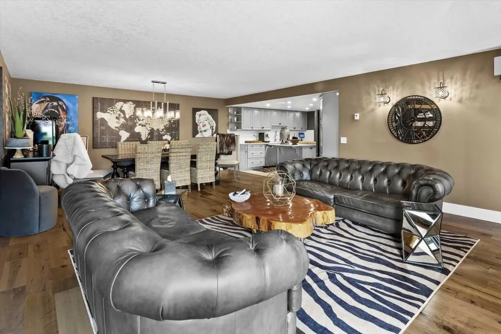 320 Meredith Road NE Calgary AB T2E 5A6