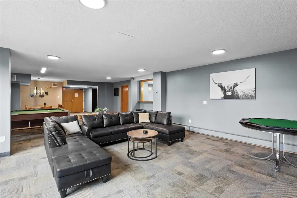 320 Meredith Road NE Calgary AB T2E 5A6