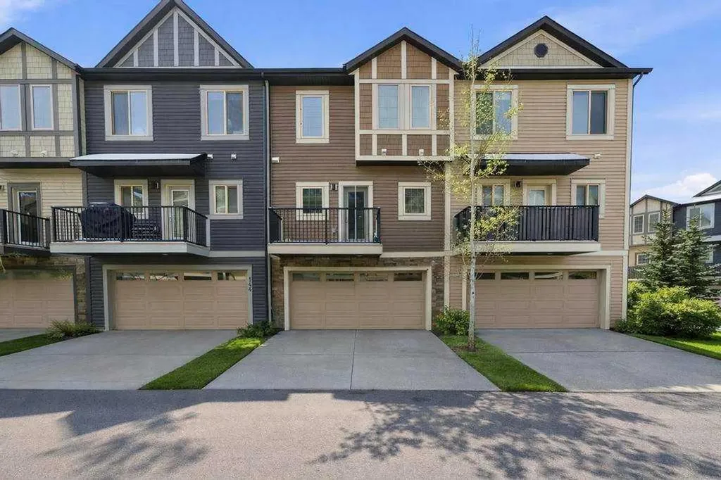 148 Legacy Point SE Calgary AB T2X 3Z3