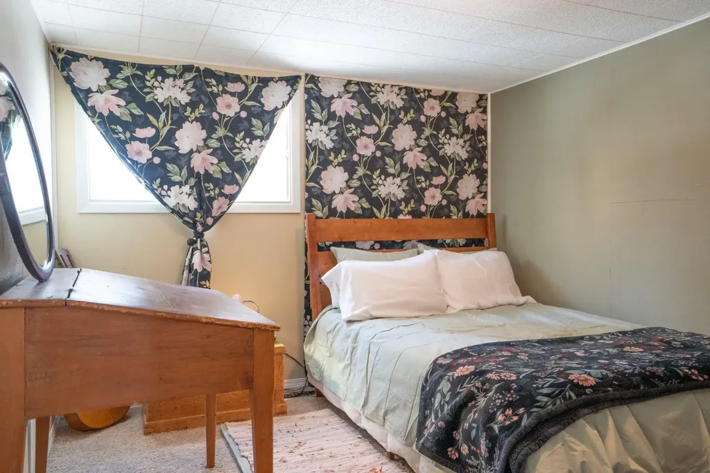 5223 Newsom Boulevard Bashaw AB T0B 0H0