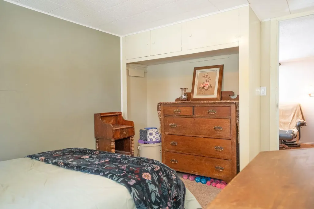5223 Newson Boulevard Bashaw AB T0B 0H0