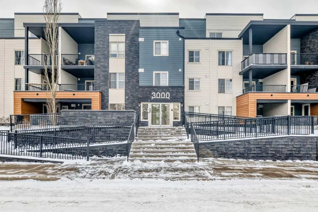 1317 27 Street SE Calgary AB T2A 0G3