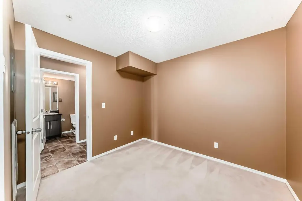 1317 27 Street SE Calgary AB T2A 0G3