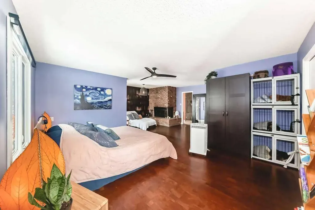 2002 Pump Hill Way SW Calgary AB T2V 4M4