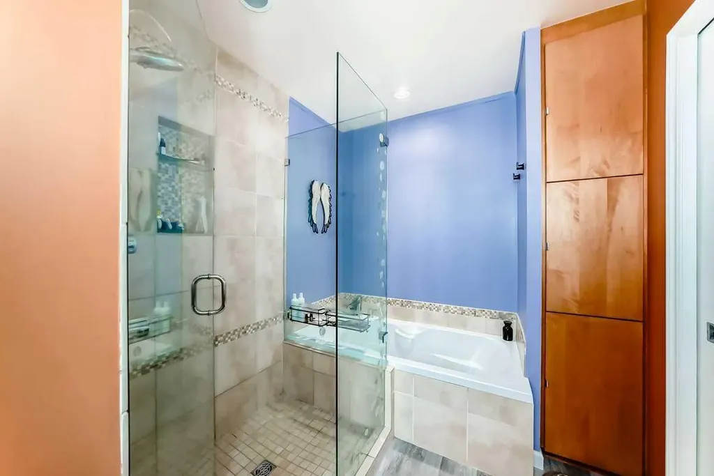 2002 Pump Hill Way SW Calgary AB T2V 4M4