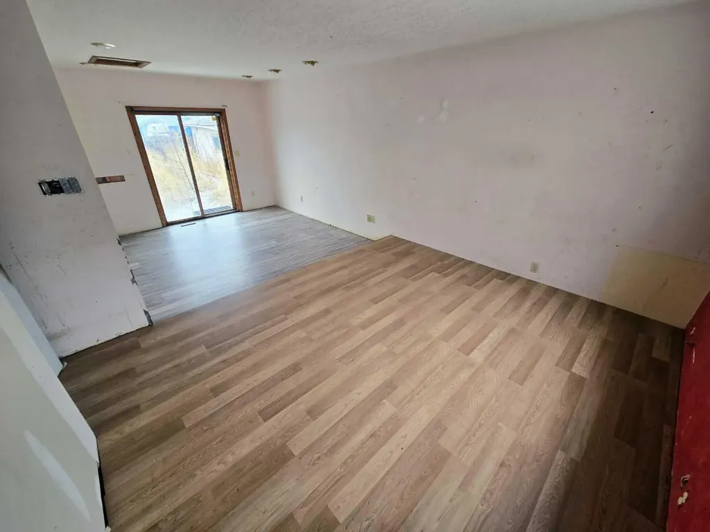 4802 47 Street Stettler AB T0C 2L2