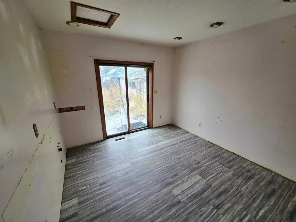 4802 47 Street Stettler AB T0C 2L2