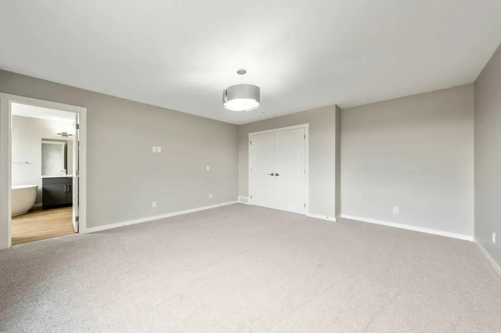 367 Heartwood Gardens SE Calgary AB T3M 2K1