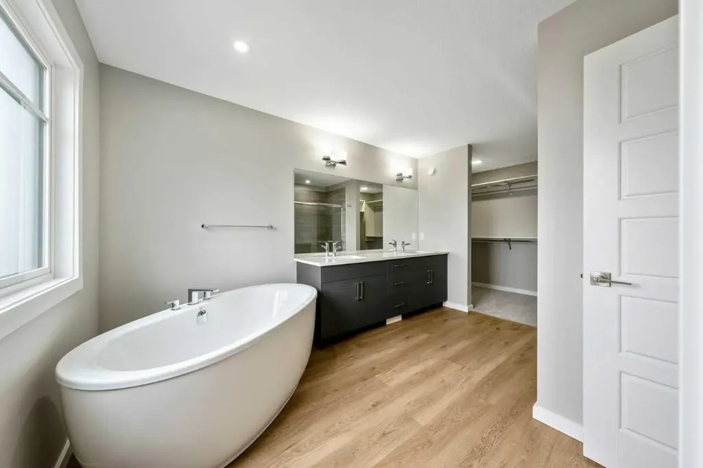 367 Heartwood Gardens SE Calgary AB T3M 2K1