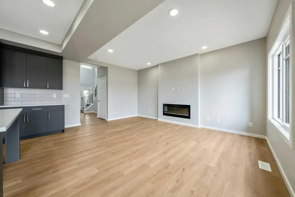 367 Heartwood Gardens SE Calgary AB T3M 2K1