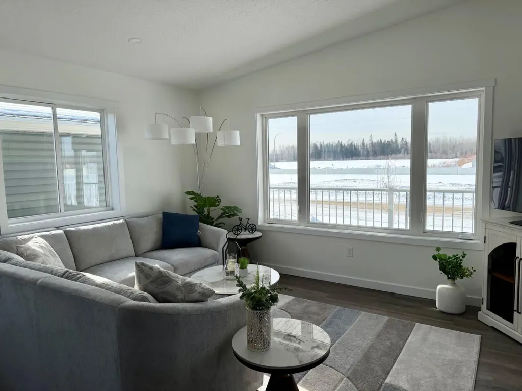 1232 5 Avenue SW Slave Lake AB T0G2A4