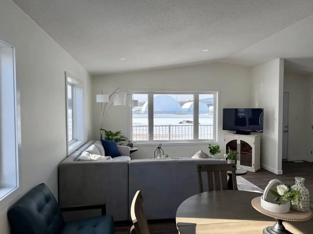 1232 5 Avenue SW Slave Lake AB T0G2A4