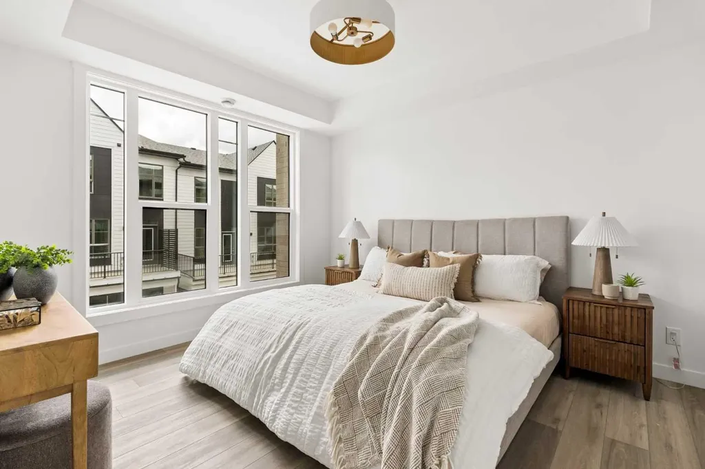 605 Sovereign Common SW Calgary AB T3C 3Y3