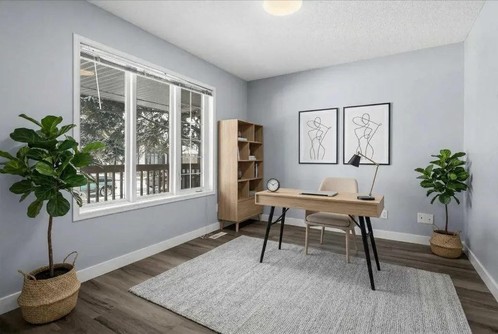 3103 39 Street SW Calgary AB T3E 3G9