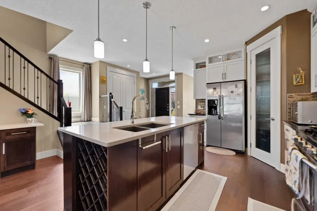 4410 17 Avenue NW Calgary AB T3B 0N8