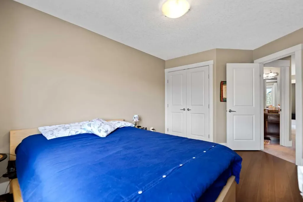 4410 17 Avenue NW Calgary AB T3B 0N8