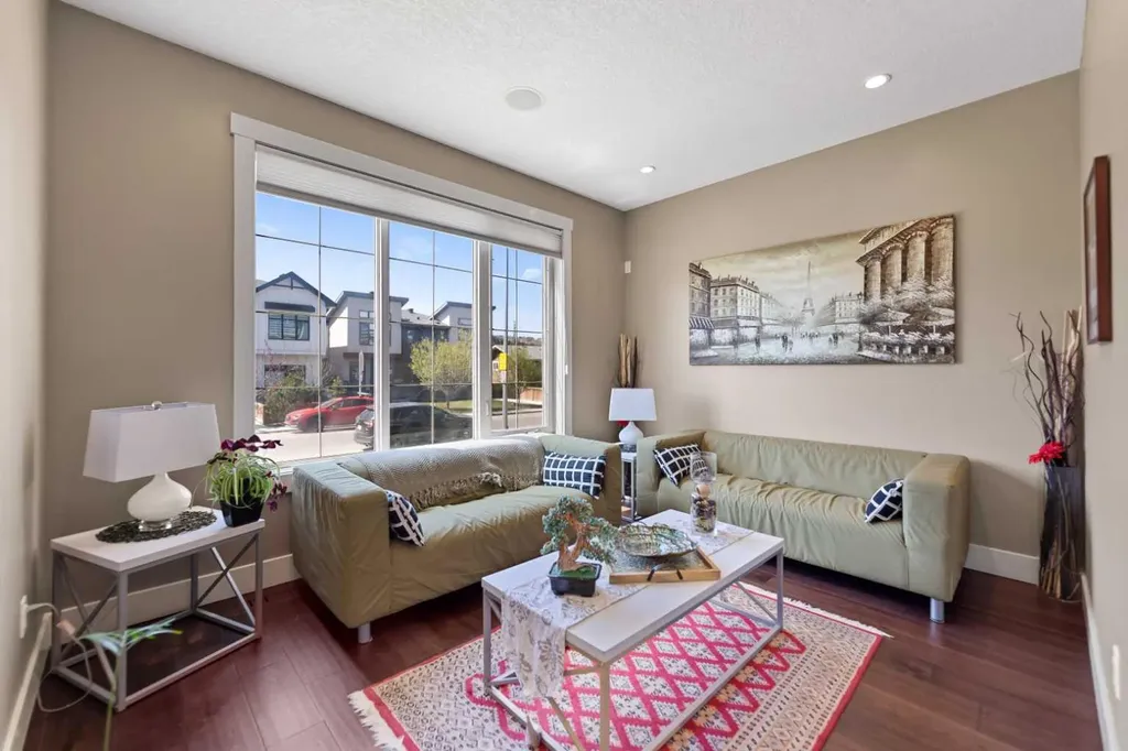 4410 17 Avenue NW Calgary AB T3B 0N8