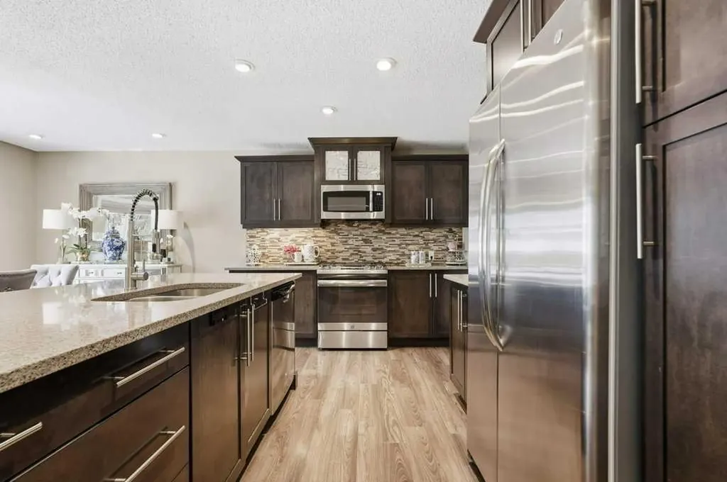 148 Viewpointe Terrace Chestermere AB T1X 0P9