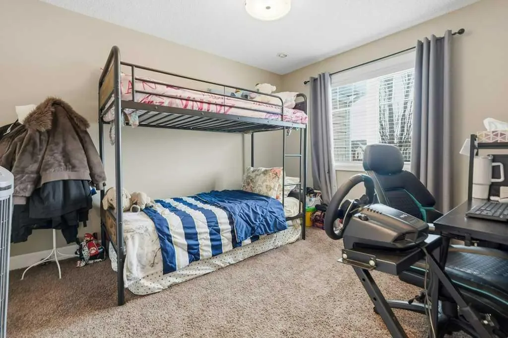 148 Viewpointe Terrace Chestermere AB T1X 0P9