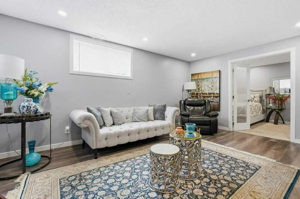 148 Viewpointe Terrace Chestermere AB T1X 0P9