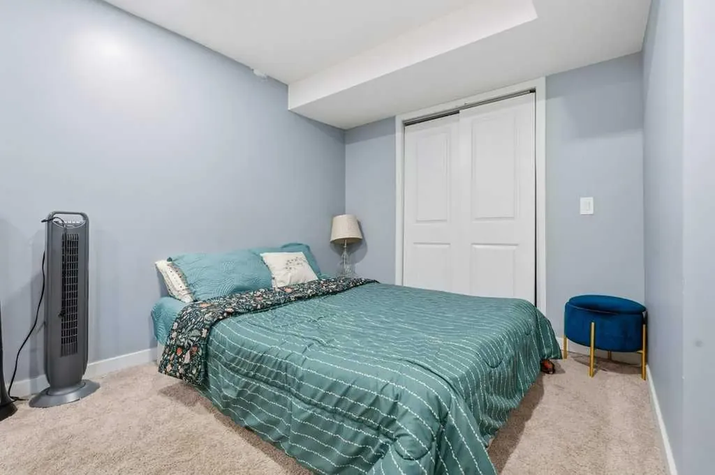 148 Viewpointe Terrace Chestermere AB T1X 0P9