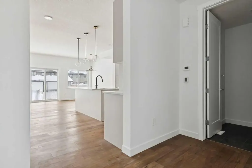 27 Linden Place Rural Red Deer County AB T4E 3C4
