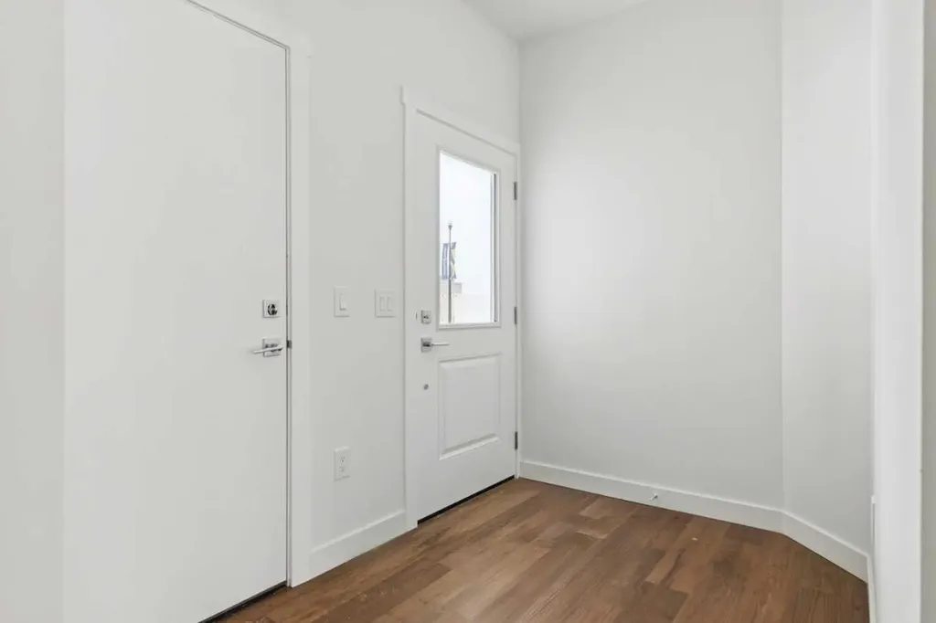 27 Linden Place Rural Red Deer County AB T4E 3C4