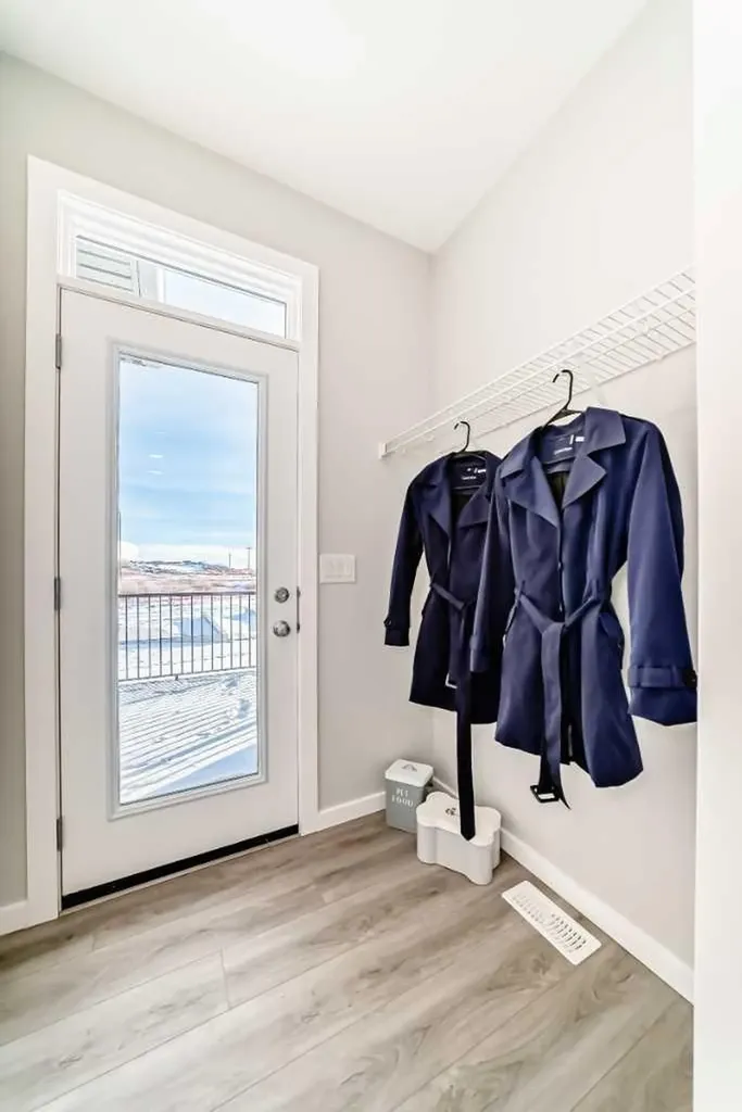 680 Lewisburg Place NE Calgary AB T3P 3A1